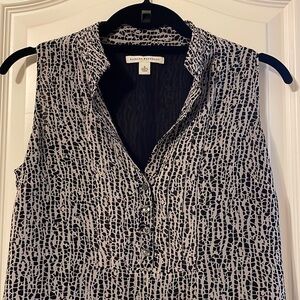 Banana Republic Women's Split Neck Sheer Sleeveless Blouse Top Black Size 0 XS